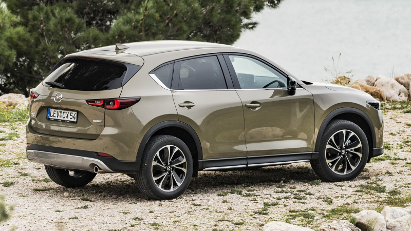 Mazda CX-60: новые изображения