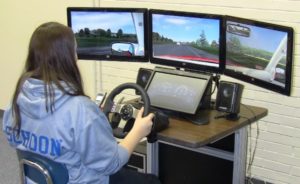 Дистанционное обучение в автошколе на права: как проходит?