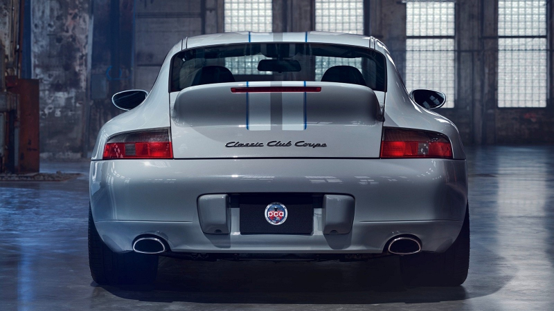 Porsche 911 Classic Club Coupe: заводской рестомод на базе купе непопулярного поколения