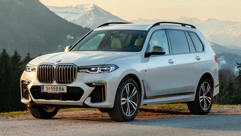 Рестайлинговый BMW X7: новые изображения