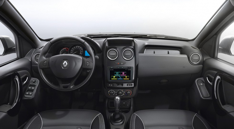 Рестайлинговый пикап Renault Duster Oroch застукали без камуфляжа