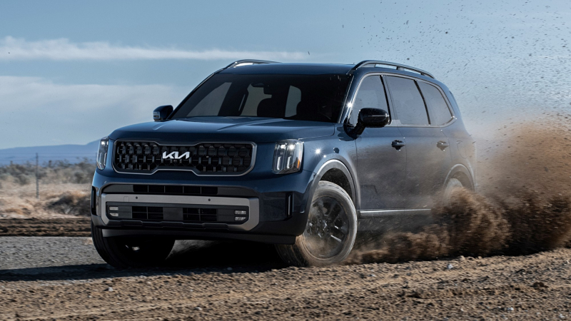 Kia Telluride пережил рестайлинг: много нового декора и две оффроудные версии