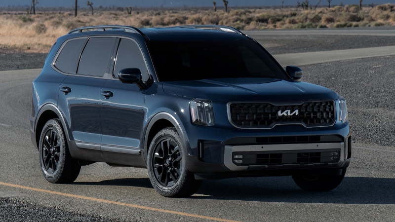 Kia Telluride пережил рестайлинг: много нового декора и две оффроудные версии