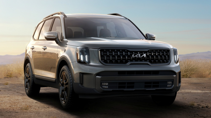 Kia Telluride пережил рестайлинг: много нового декора и две оффроудные версии