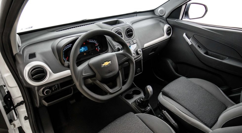 Недорогой пикап Chevrolet Montana, который бросит вызов Fiat Toro и Renault Oroch: новые кадры