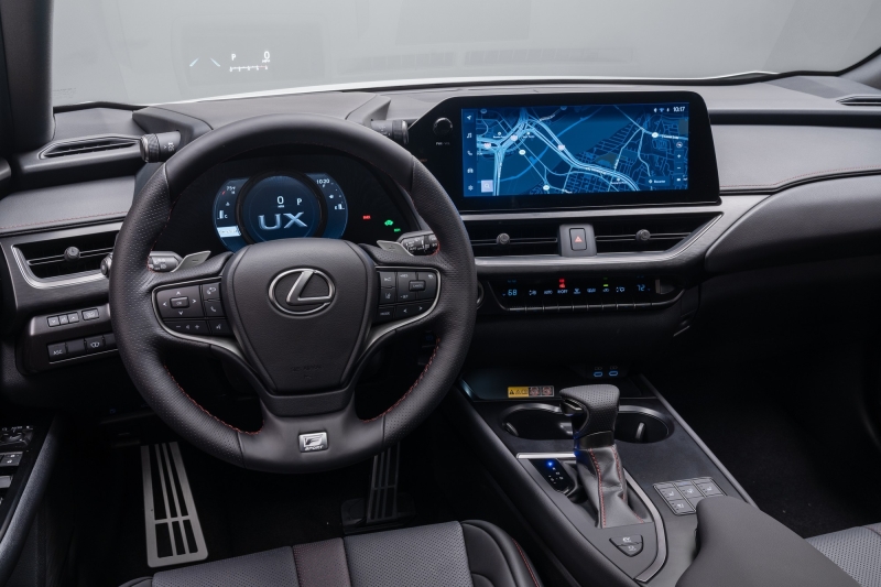 Обновлённный Lexus UX: прежний дизайн, более жёсткий кузов и улучшенная эргономика