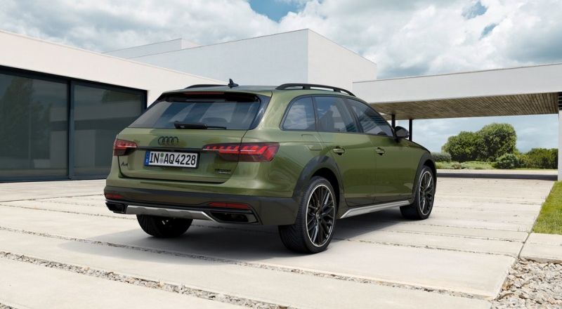 Самый дешёвый кросс Audi сменил имя, а A4 allroad «почернел» в новом модельном году