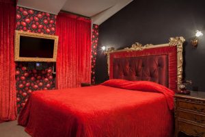 Снять отель на час: когда это сделать, главные преимущества и кому это необходимо