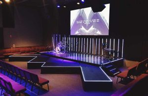 Что нужно знать при выборе подиума для мероприятий?