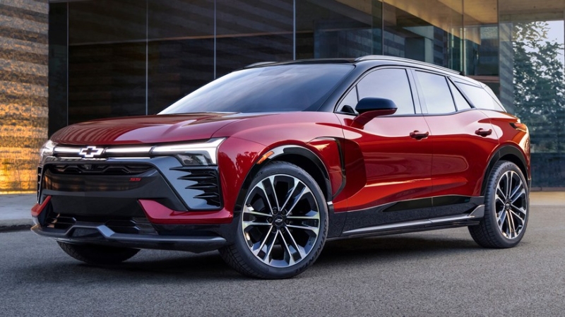 Chevrolet готовится к скорому дебюту Blazer EV: первое фото конкурента Ford Mustang Mach-E