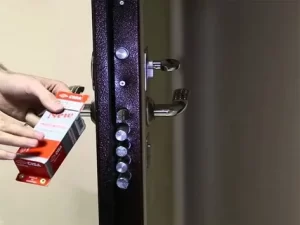 Как перекодировать замок CISA на входной двери?