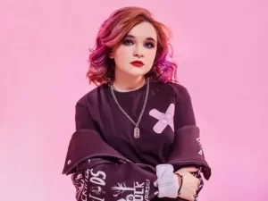 АЛЁНА ШВЕЦ: аккорды песен на укулеле