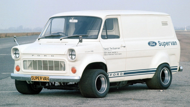 Ну очень быстрая доставка: представлен 2000-сильный фургон Ford Pro Electric SuperVan