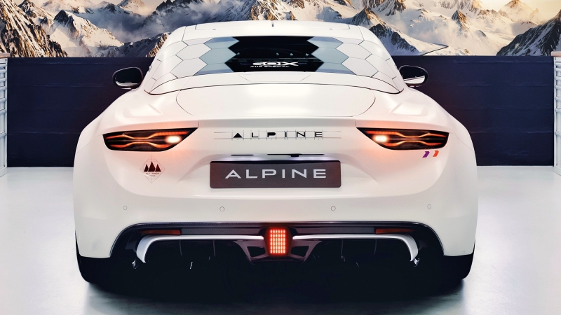 Alpine электрифицировала купе A110 собственными силами: представлен прототип E-ternite