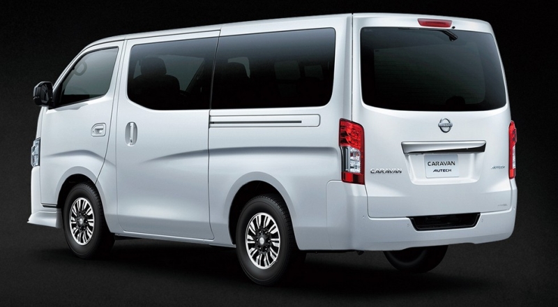 Микроавтобус Nissan Caravan получил новую топ-версию с уклоном «под спорт»