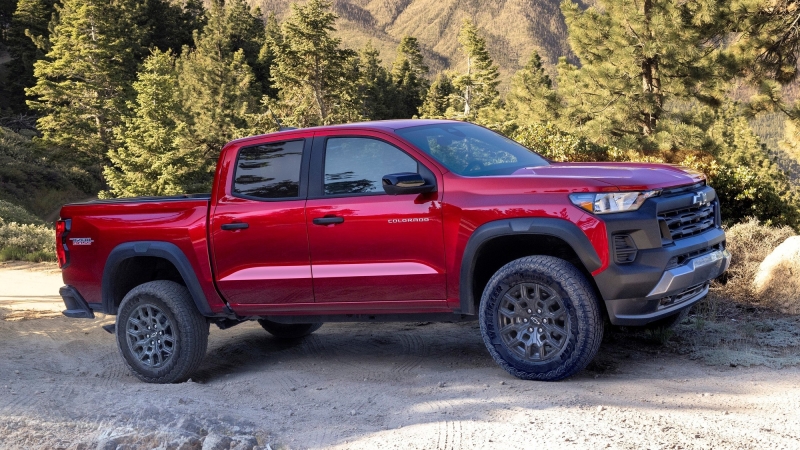 Новый Chevrolet Colorado: только 4 цилиндра, без дизеля, зато три внедорожные версии