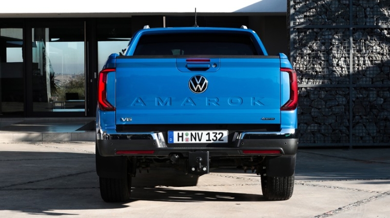 Новый Volkswagen Amarok, брат Форда: вертикальный планшет, бензин или дизель