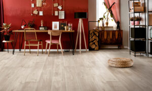 Как постелить линолеум своими руками: все, что нужно знать об укладке