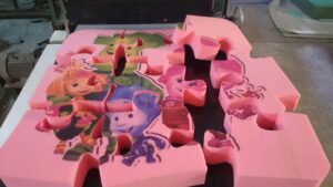 Резка деталей из паролона