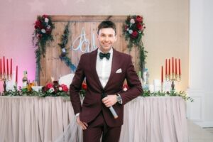 Как выбирать тамаду?