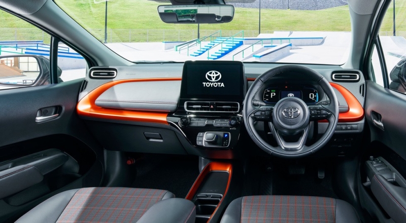 Новая Toyota Aqua получила «подогретую» версию GR Sport