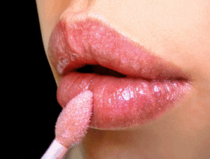 Блестящее решение для губ!