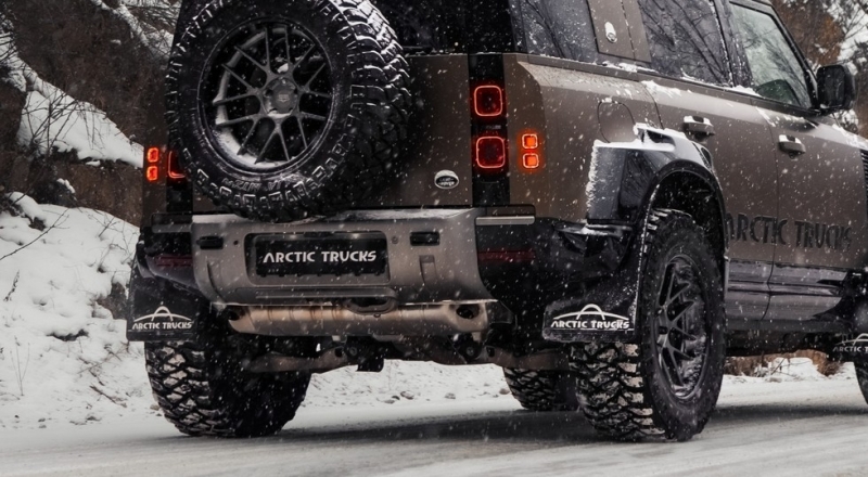 Land Rover Defender представлен в России в «экстремальной» версии от Arctic Trucks