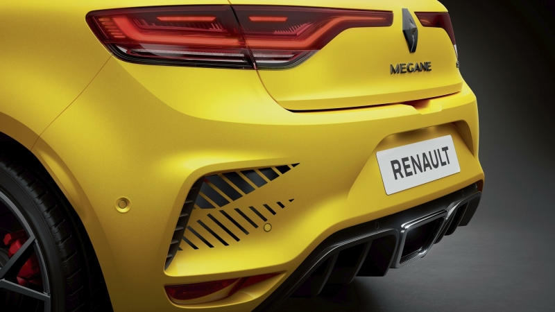 Renault прощается с хот-хэтчем Megane R.S. лимитированной версией Ultime