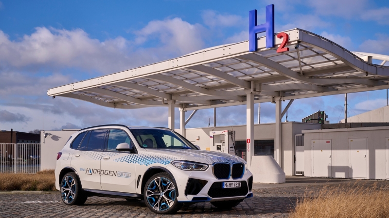 Водородный BMW iX5 Hydrogen запущен в производство в дорестайлинговом кузове