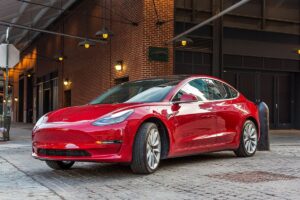 Лучшая идея подарка - подарочный сертификат на тест драйв автомобиля Тесла