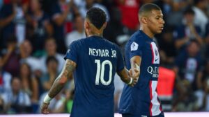 Раздевалка в «ПСЖ» разделилась: Килиан Мбаппе раздражает слишком многих игроков