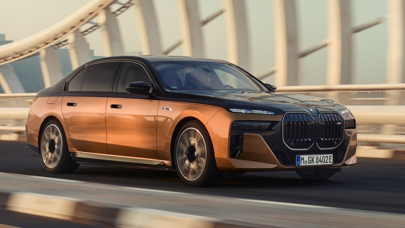 Электрический спортседан BMW i7 M70 xDrive оказался медленнее и слабее конкурентов