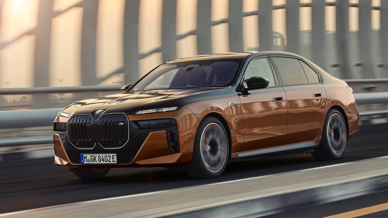 Электрический спортседан BMW i7 M70 xDrive оказался медленнее и слабее конкурентов