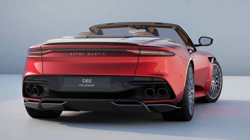 Прощальный Aston Martin DBS 770 Ultimate Volante оказался чуть медленнее, чем купе