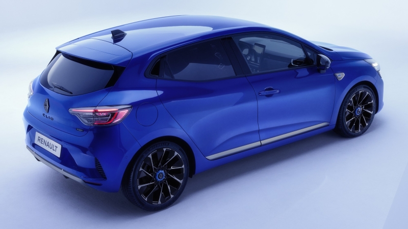 Renault Clio: рестайлинг на фоне падения продаж и версия в «духе Alpine»