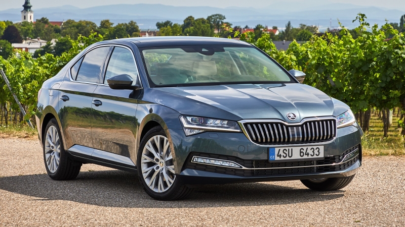 Новый Skoda Superb: первые изображения