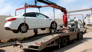 Эвакуация автомобилей при плохой погоде: советы и рекомендации для водителей