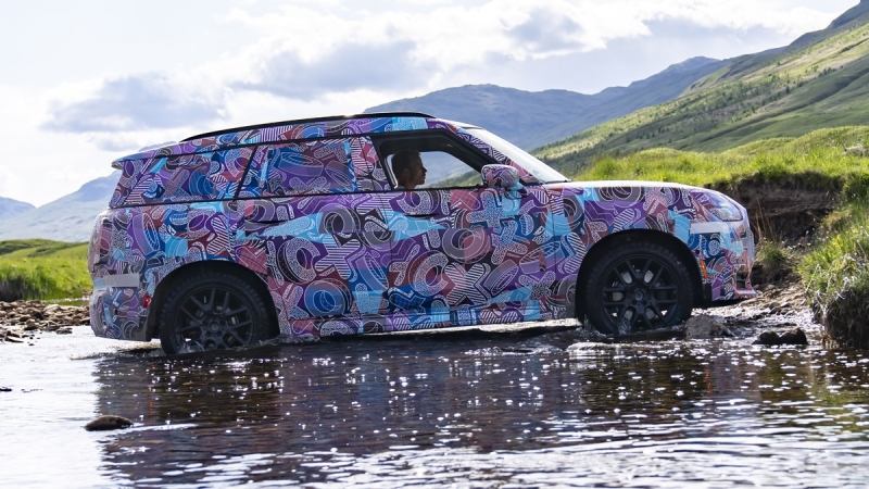 Mini Countryman следующего поколения показался на новых официальных «шпионских» снимках