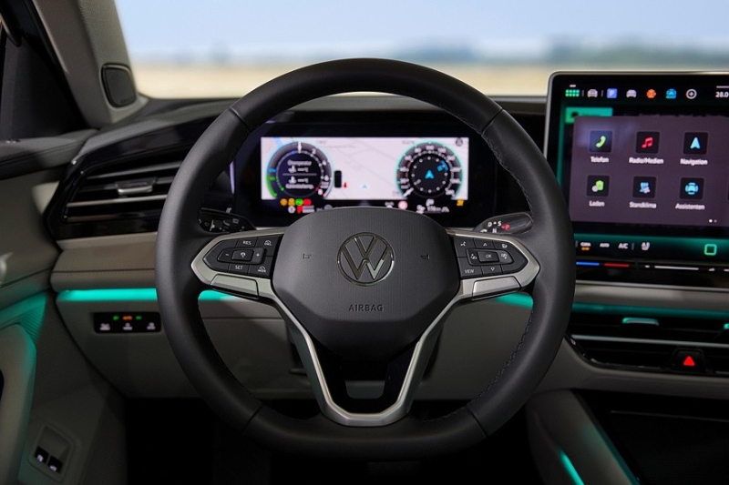 Новый Volkswagen Passat: только универсал, зато больше и вместительнее