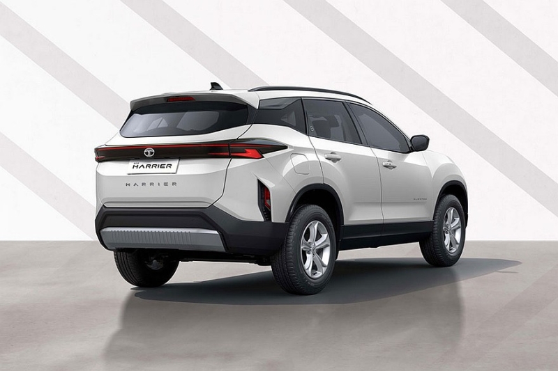 Кроссоверы Tata Harrier и Safari на платформе Land Rover: новый имидж и прежний дизель