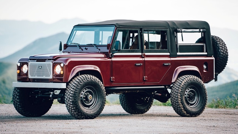 Кастомный внедорожник от Legend Motor: дизайн от Defender, рама от Jeep и мотор от GM