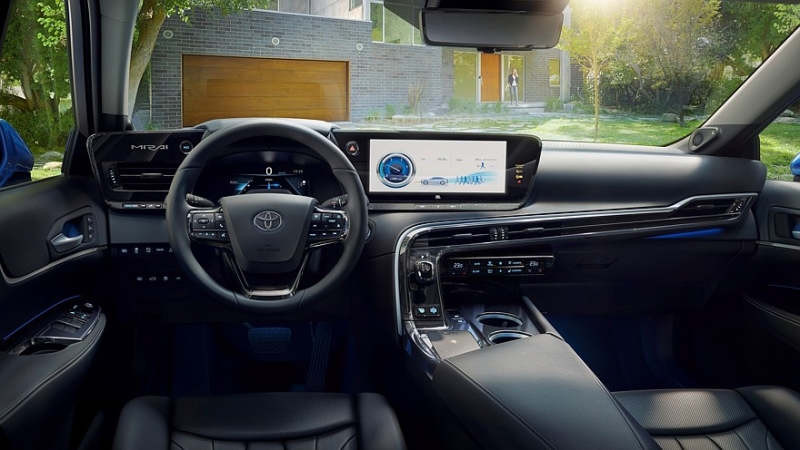 Водородный седан Toyota Mirai стал существенно безопаснее в 2024 модельном году