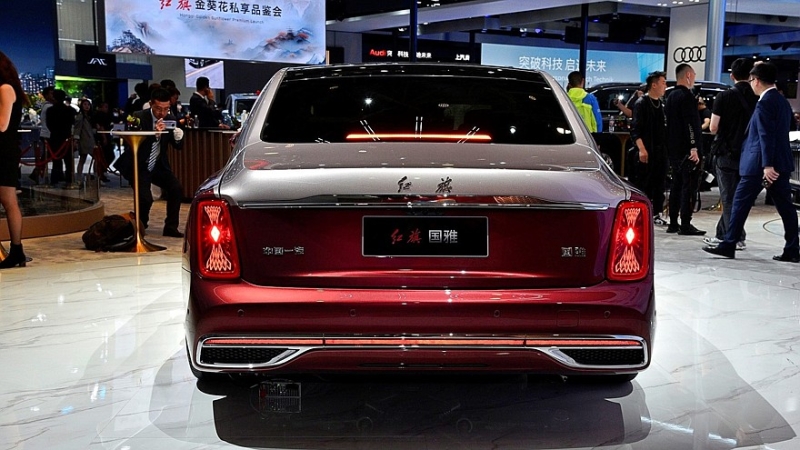 Hongqi Guoya: роскошный гибридный седан готов дать бой Mercedes-Maybach S-класса