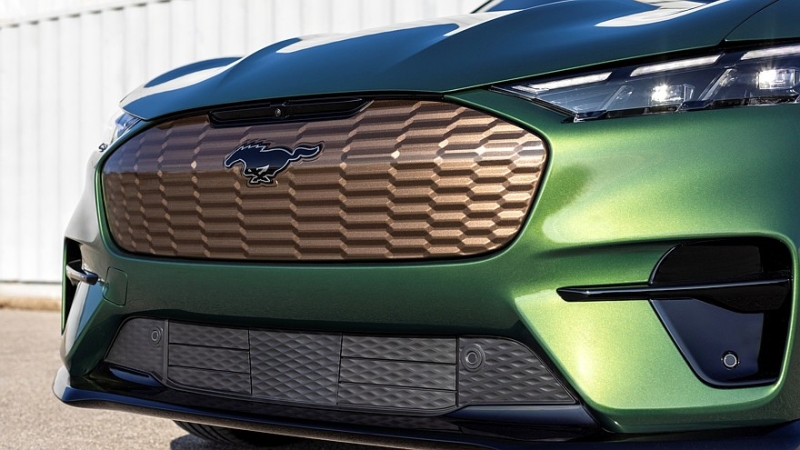 Обновлённый Ford Mustang Mach-E: увеличенный запас хода и более быстрая версия GT