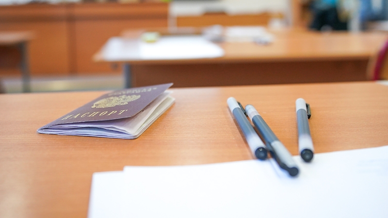 Бастрыкин запросил доклад по инциденту с досмотром школьниц в Воронеже