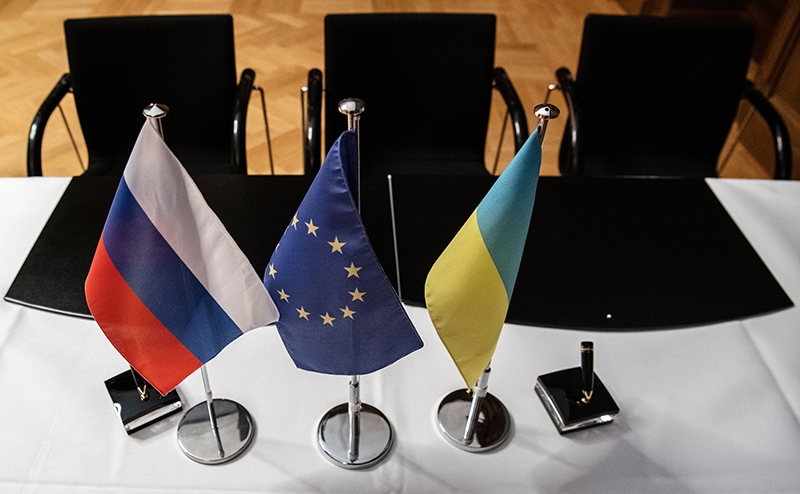 Запад плюнул на швейцарский «саммит», теперь ставка на Саудовскую Аравию