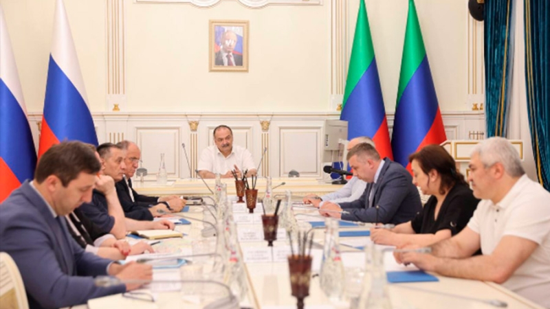 Детские учреждения в Буйнакске перевели на карантин  после массового отравления