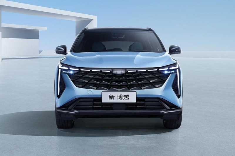 Преемник Geely Atlas получил порцию обновок: уже не Cool, зато дешевле