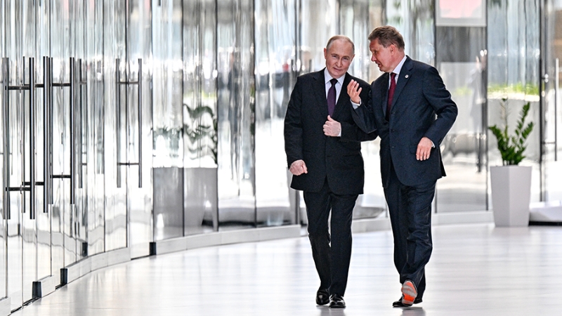 Путин пошутил про экскурсию по «Лахта-центру» в Санкт-Петербурге