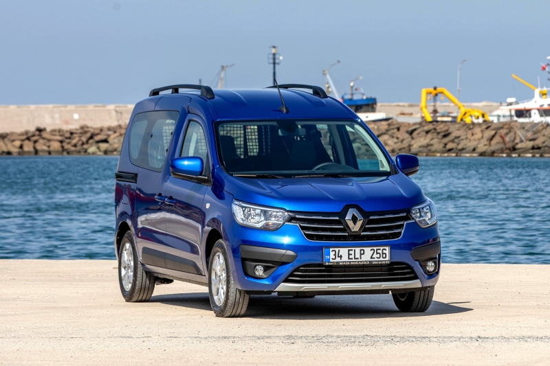 Бюджетный «каблучок» Renault Express снят с производства, несмотря на рост продаж